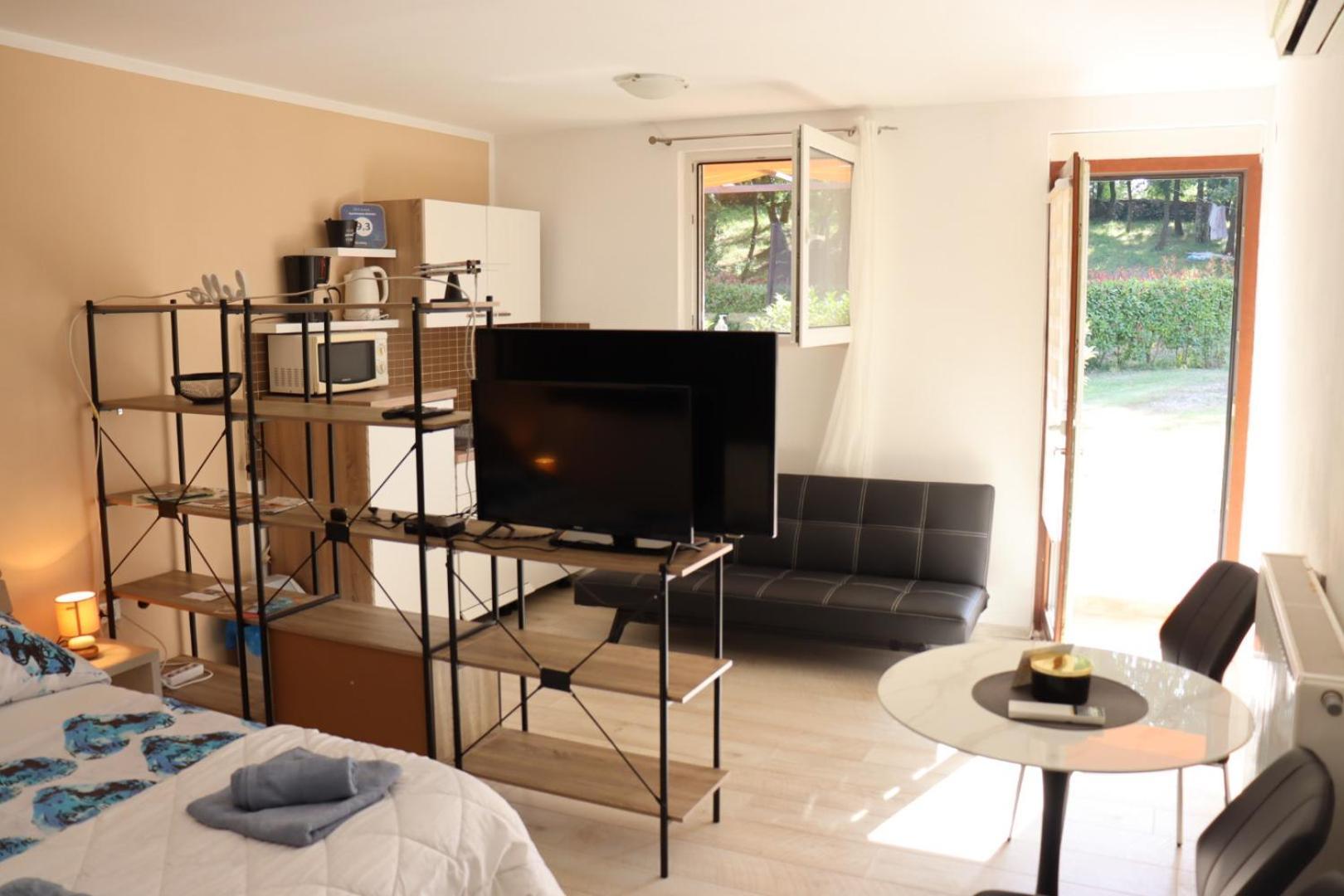 Apartments Matelici Divšići エクステリア 写真