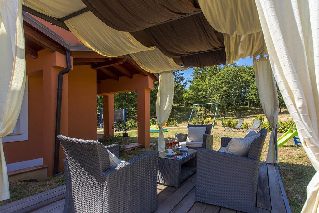 Apartments Matelici Divšići エクステリア 写真
